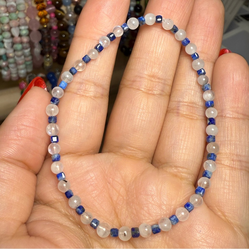 ✨ Dainty Moonstone & Lapis Lazuli Bracelet ✨ - Picture 1 of 3